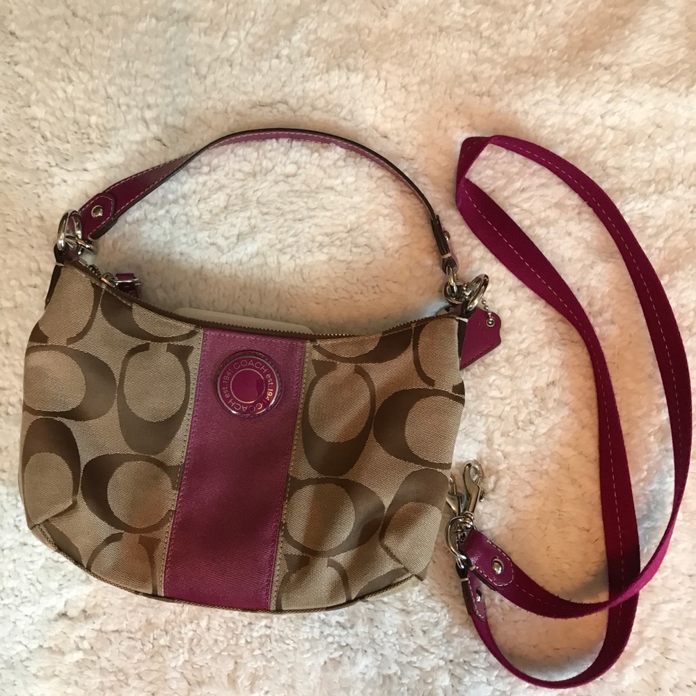 Authentic Coach Purse 👛 EUC Shoulder or crossbody